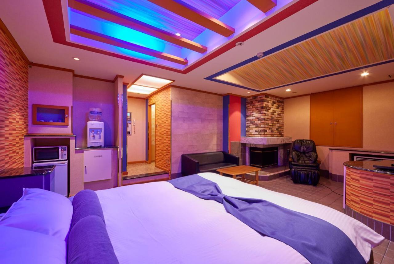 Hotel Coco Club Azumino (Adults Only) Buitenkant foto